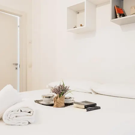 Easylife - Luminoso Sui Navigli Milan