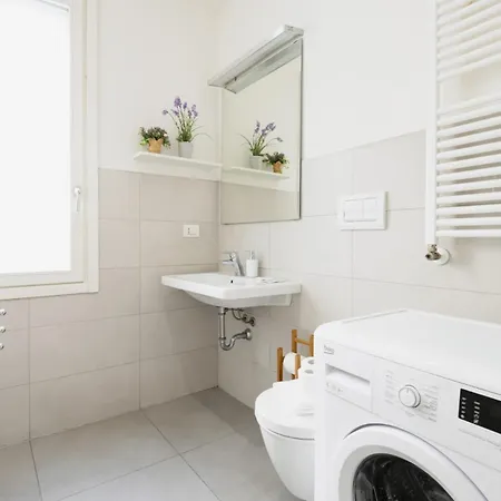 Apartment Easylife - Luminoso Sui Navigli Milan