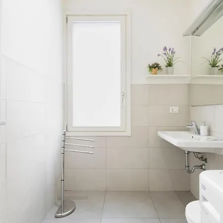 Easylife - Luminoso Sui Navigli Apartment Milan