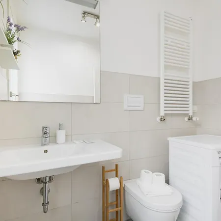 Easylife - Luminoso Sui Navigli Apartment *